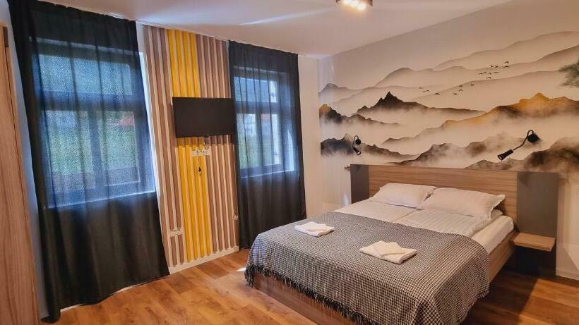 تختخواب و صبحانه Hámor Panzió