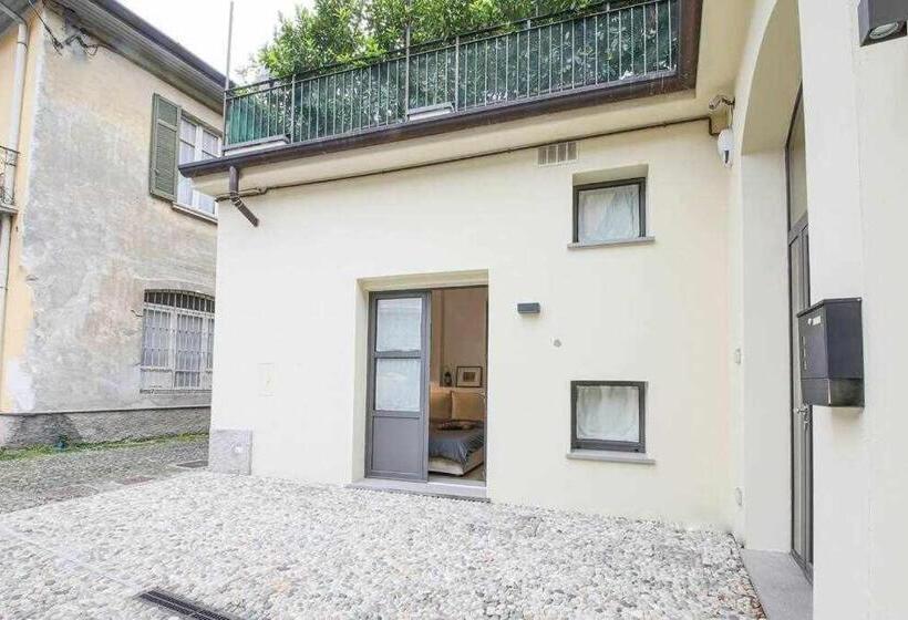 پانسیون Cozy Room In The Heart Of Como