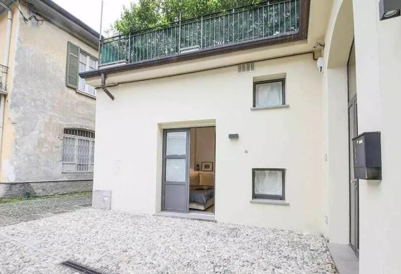 پانسیون Cozy Room In The Heart Of Como