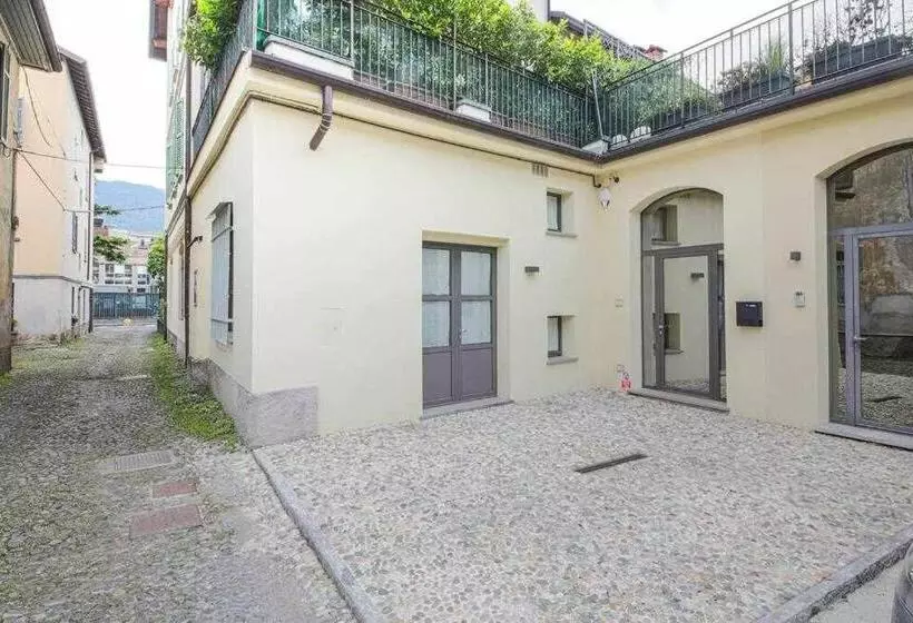 پانسیون Cozy Room In The Heart Of Como
