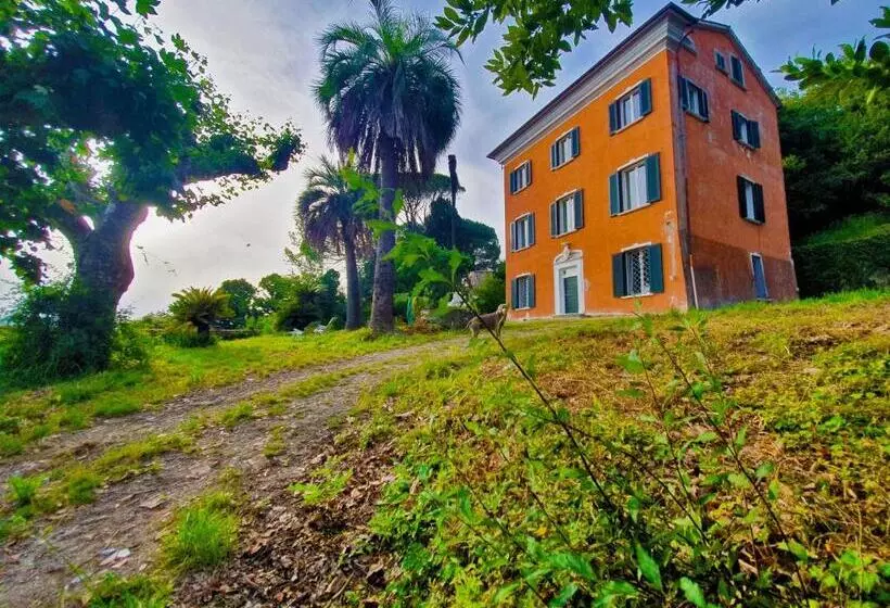 ペンション Villa De Benedetti