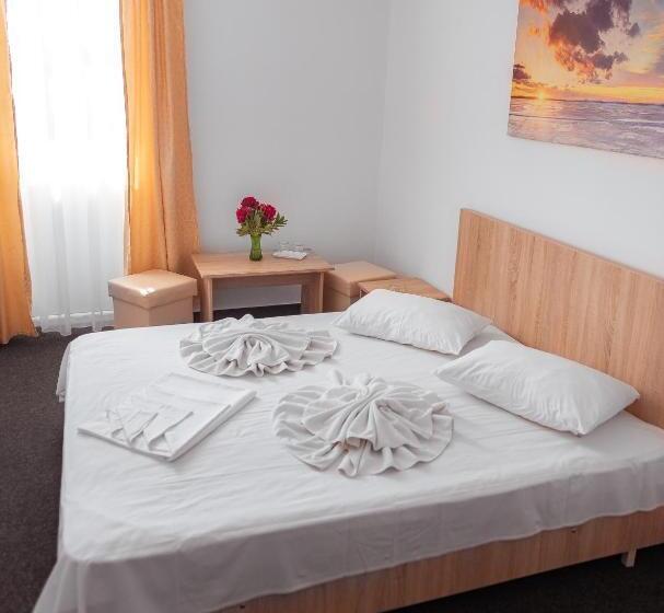 בית מלון כפרי Nadia Eforie Nord