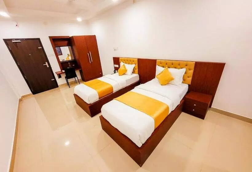 ホテル Thejaswini Residency Cheruvathur