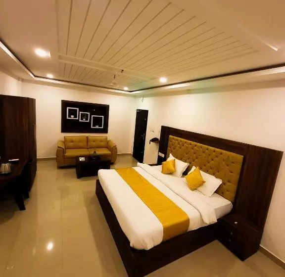 ホテル Thejaswini Residency Cheruvathur