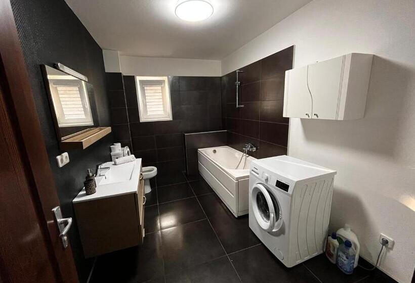 بنسيون Casa Visurilor