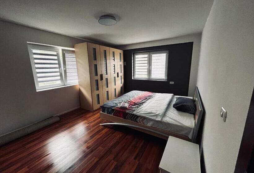 بنسيون Casa Visurilor