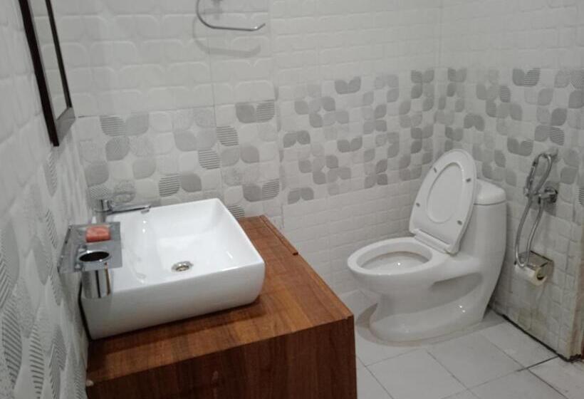 بنسيون Nubra Holiday