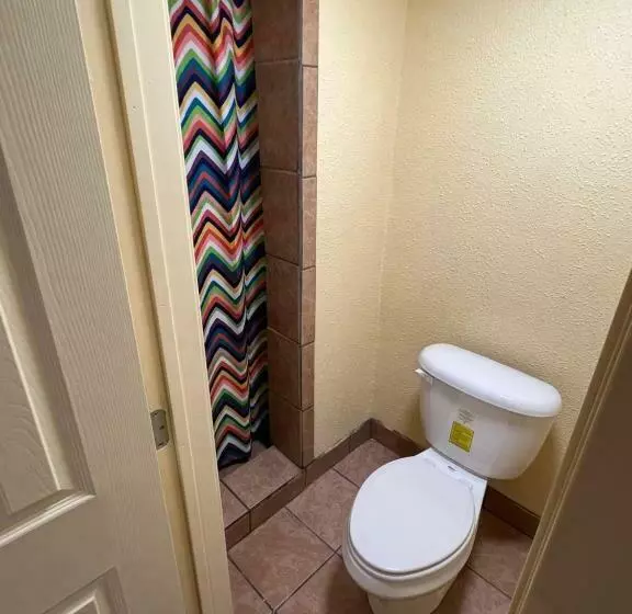 Retkeilymaja Economy Inn Odessa