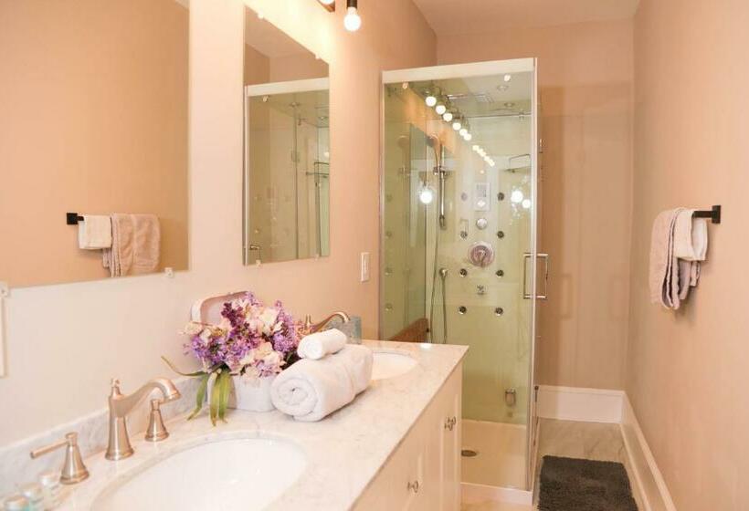 旅馆 Estes Manor   Sperryville Va