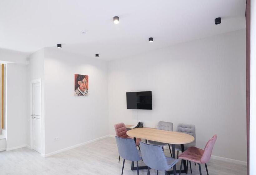 Dili Town Resort And Spa