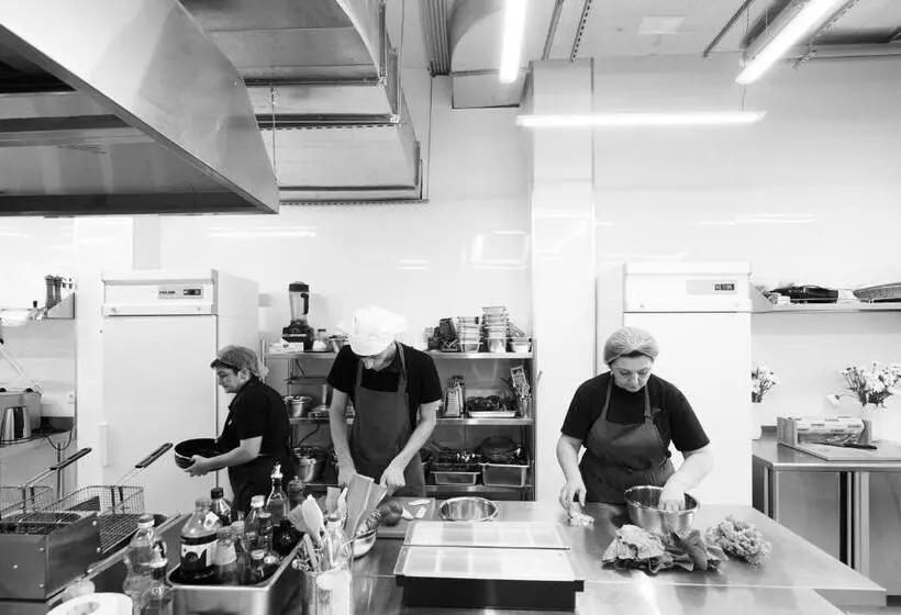 Dili Town Resort And Spa