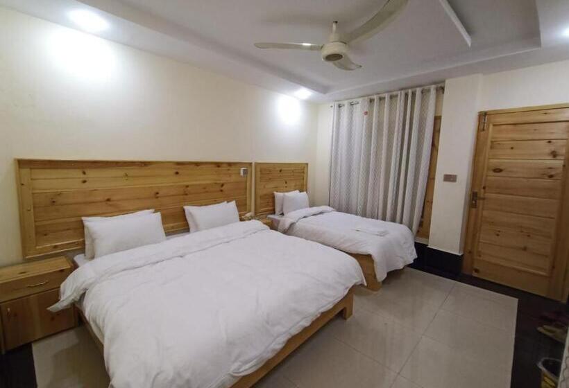 هتل F R Darya E Swat