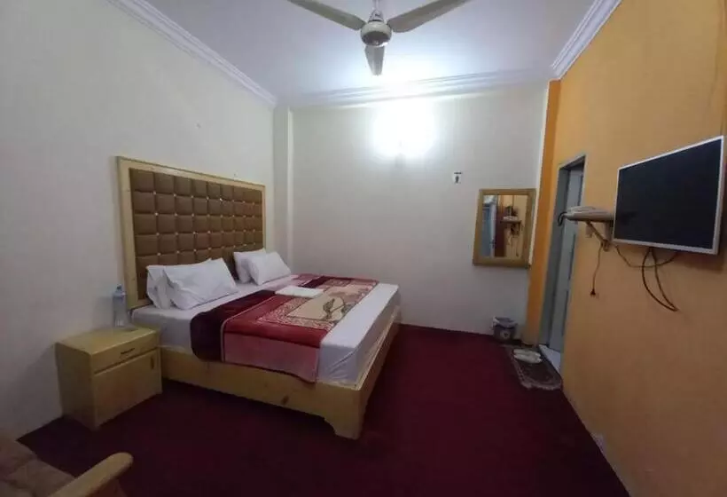 هتل F R Darya E Swat