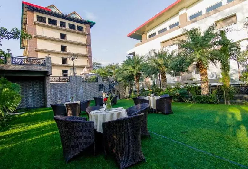 ホテル Dhauladhar Heights Resort