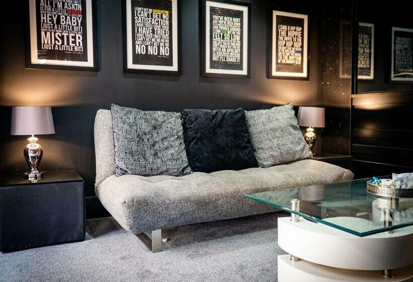 The Sea Lounge Accomodation