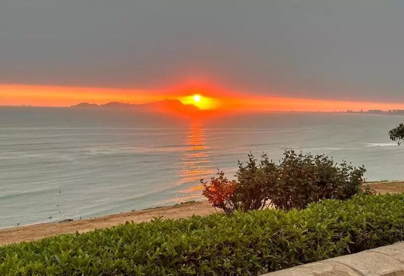 Ancestral Hostel Barranco