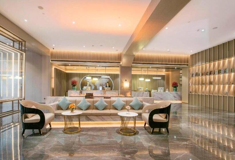 Kyriad Marvelous Hotel Changsha Furong Plaza Railway Station