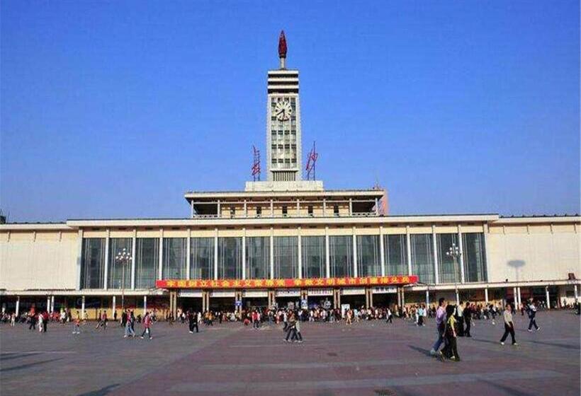 Kyriad Marvelous Hotel Changsha Furong Plaza Railway Station