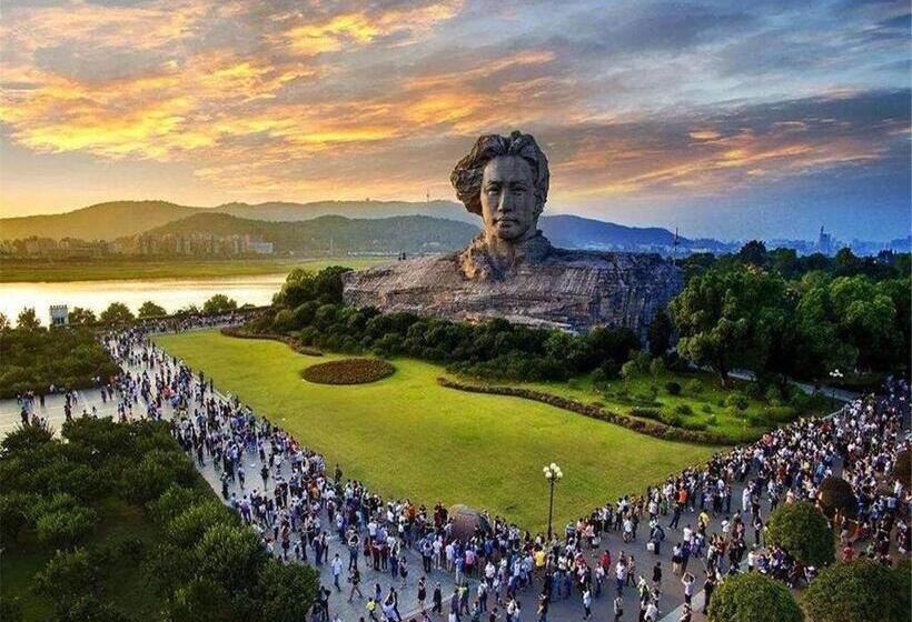 Kyriad Marvelous Hotel Changsha Furong Plaza Railway Station