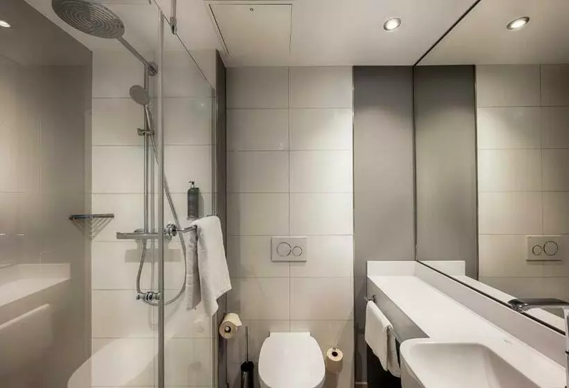 هتل Premier Inn Darmstadt City Centre