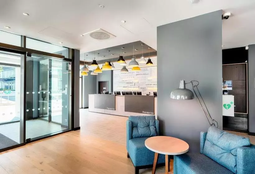 هتل Premier Inn Darmstadt City Centre