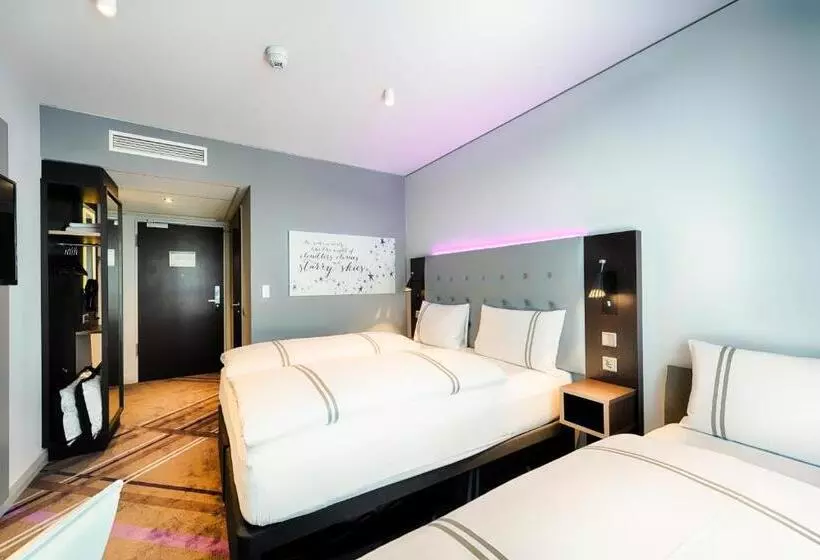 هتل Premier Inn Darmstadt City Centre