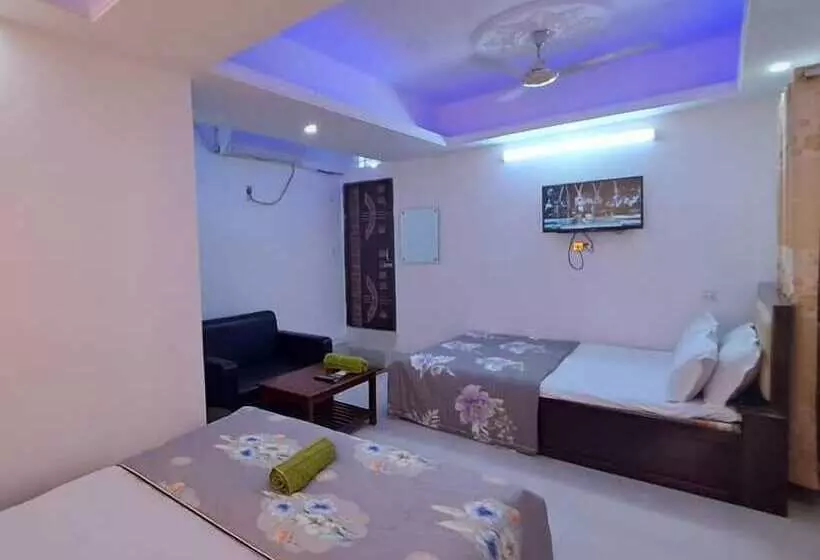 هتل Prime Inn Mirpur 10