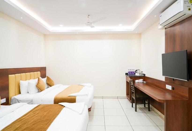 فندق Sri Krishna Inn   Kempegowda Airport Bangalore
