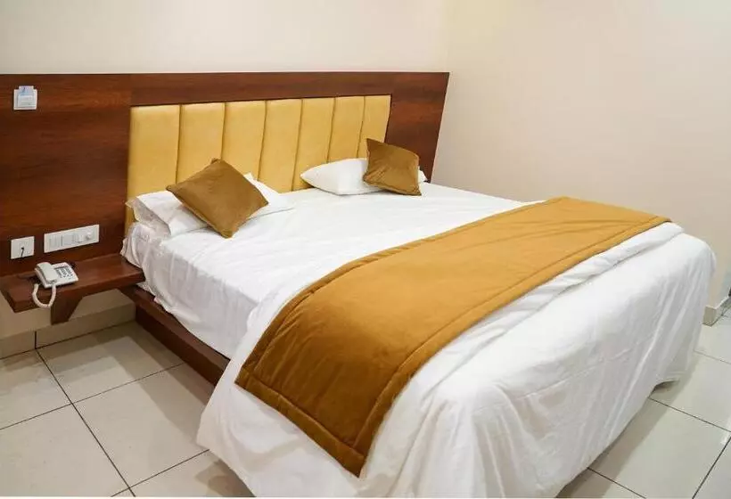 Hotelli Sri Krishna Inn   Kempegowda Airport Bangalore