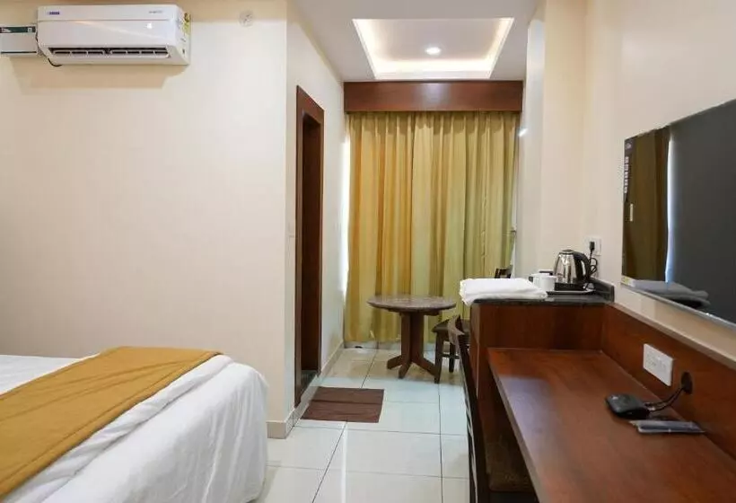 Hotelli Sri Krishna Inn   Kempegowda Airport Bangalore