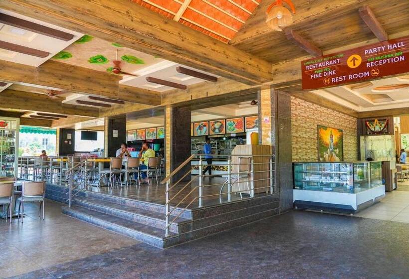 فندق Sri Krishna Inn   Kempegowda Airport Bangalore