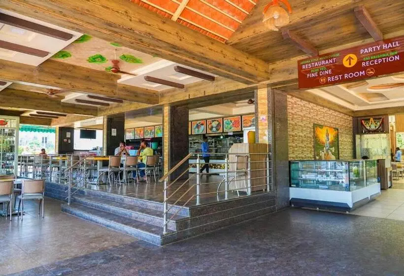 Hotelli Sri Krishna Inn   Kempegowda Airport Bangalore