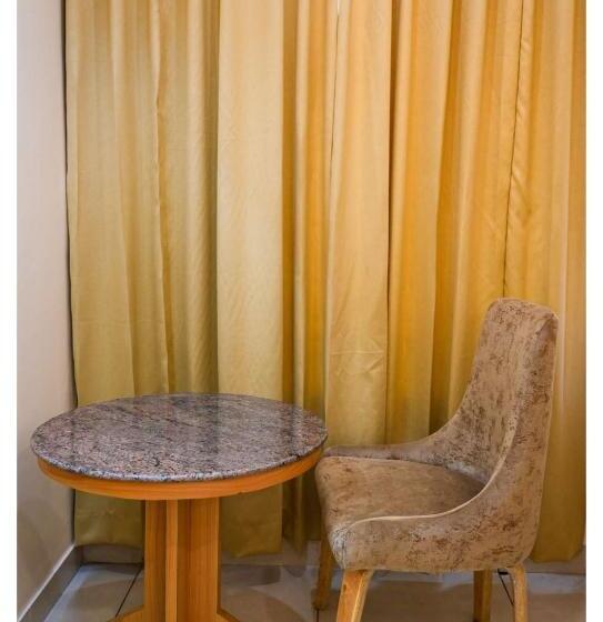 فندق Sri Krishna Inn   Kempegowda Airport Bangalore