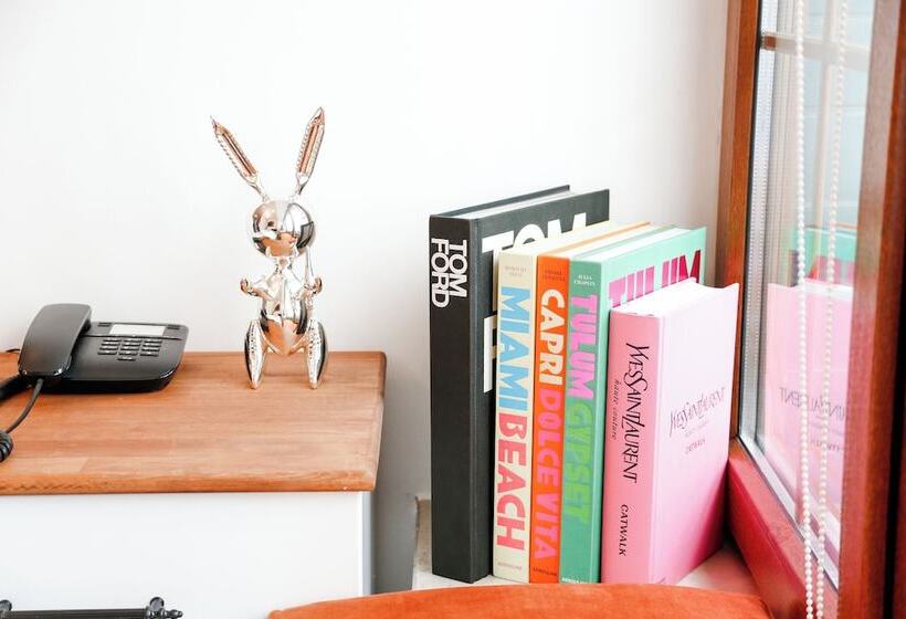 בית מלון כפרי Taksim Istiklal Street Yamalya