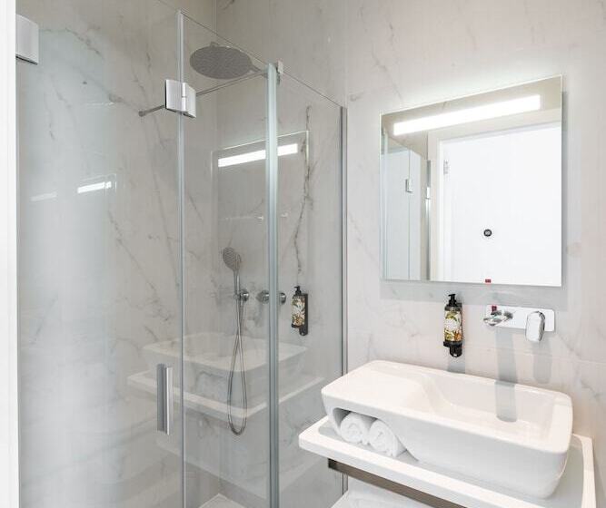 پانسیون Avenida Viana Boutique Suites