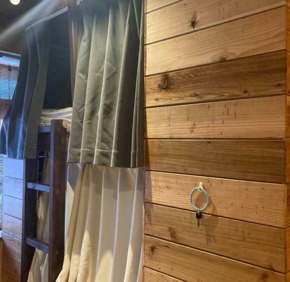 Surfer S Cafe& Hostel