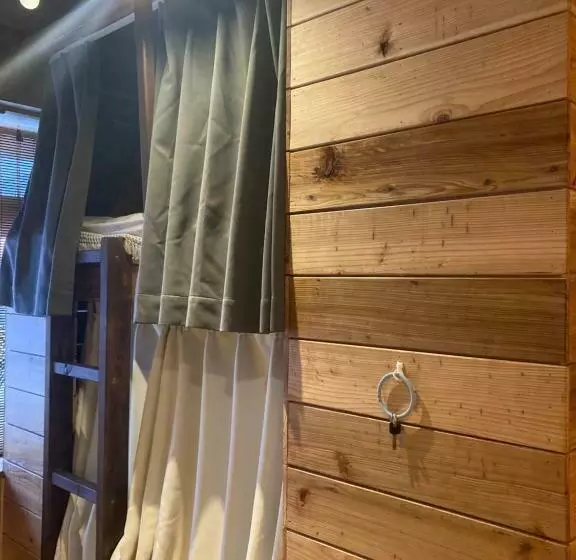 Surfer S Cafe& Hostel