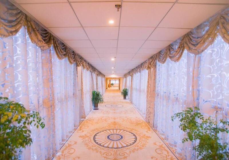 Vienna International Hotel Yangzhou Outlets Plaza Heyuan