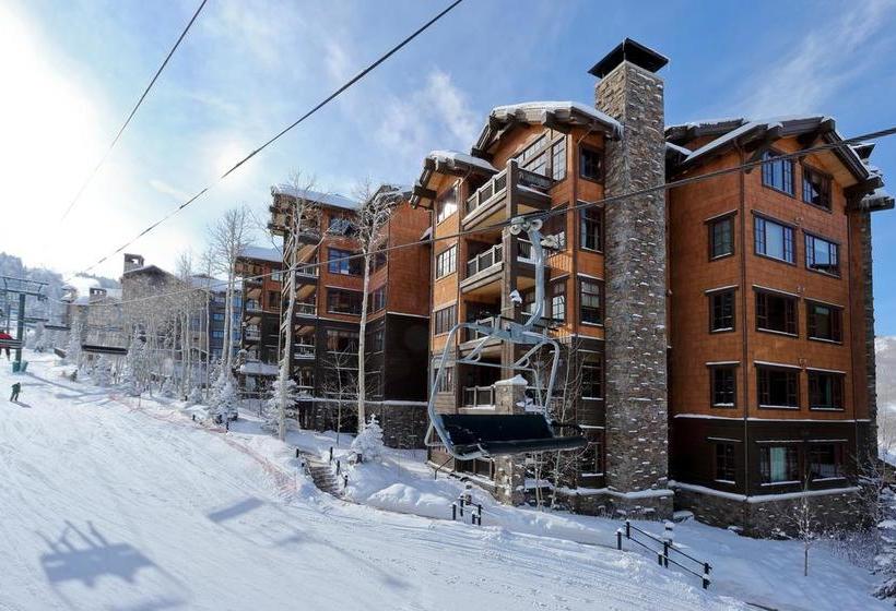 Flagstaff Lodge At Empire Pass