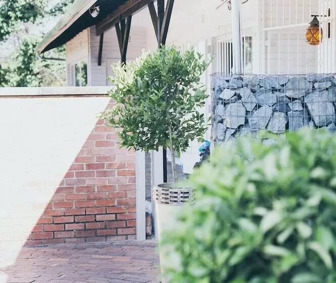 Aamiaismajoitus (B&B) B And B Sandton