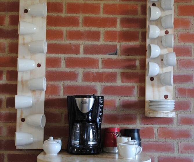 ベッドアンドブレックファースト B And B Sandton