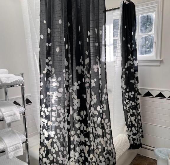 Bed and Breakfast Frederick William House