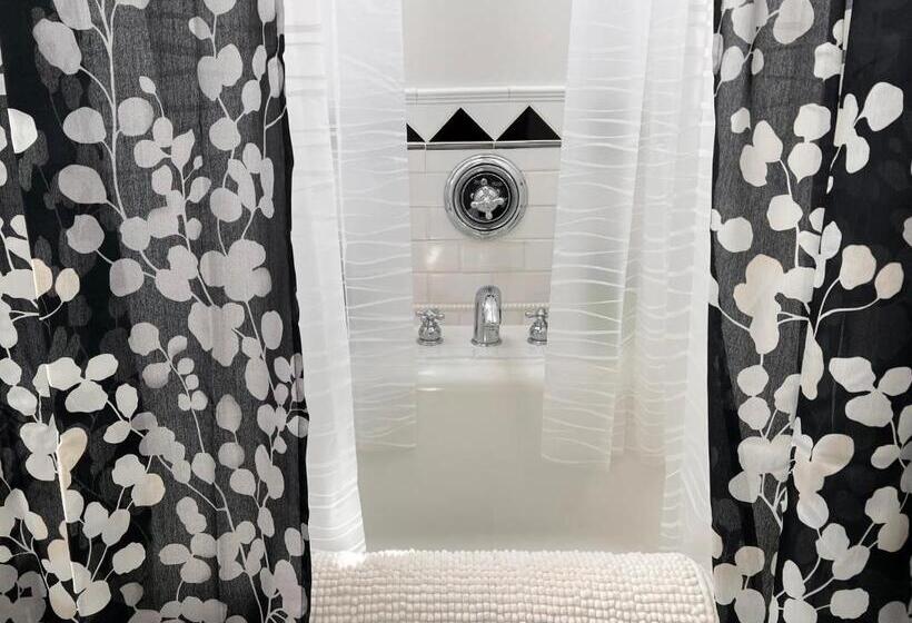 Bed and Breakfast Frederick William House