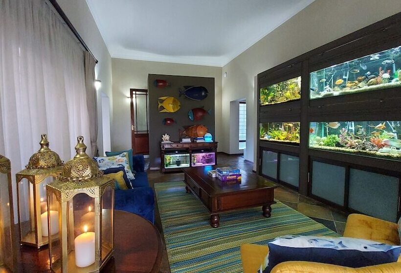 צימר Matumi Golf Lodge