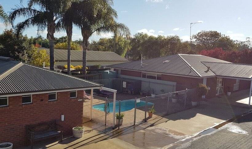 Centrepoint Motel Deniliquin