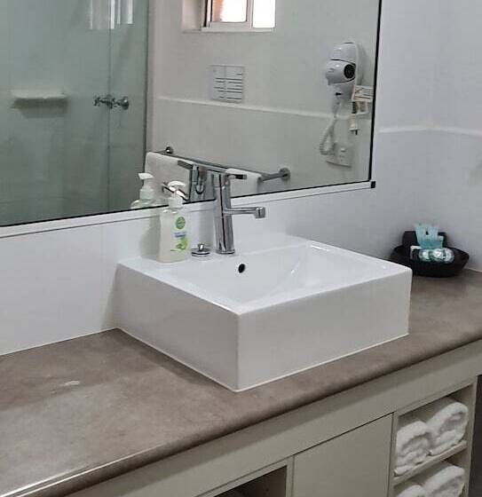 Centrepoint Motel Deniliquin