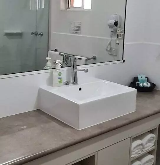 Centrepoint Motel Deniliquin