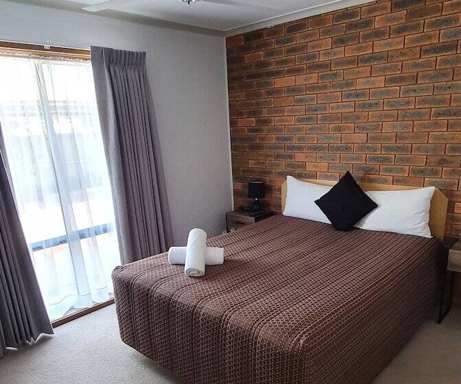 Centrepoint Motel Deniliquin