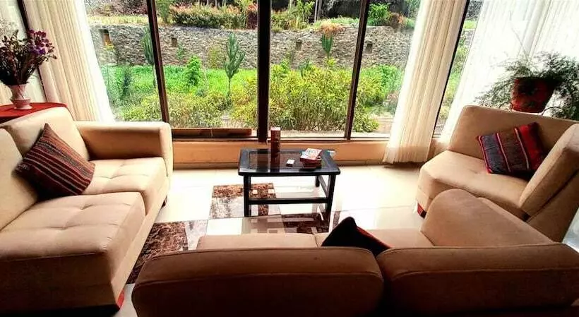 مسافرخانه Humantay Lodge Ollantaytambo