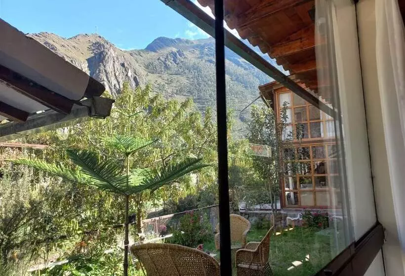 مسافرخانه Humantay Lodge Ollantaytambo